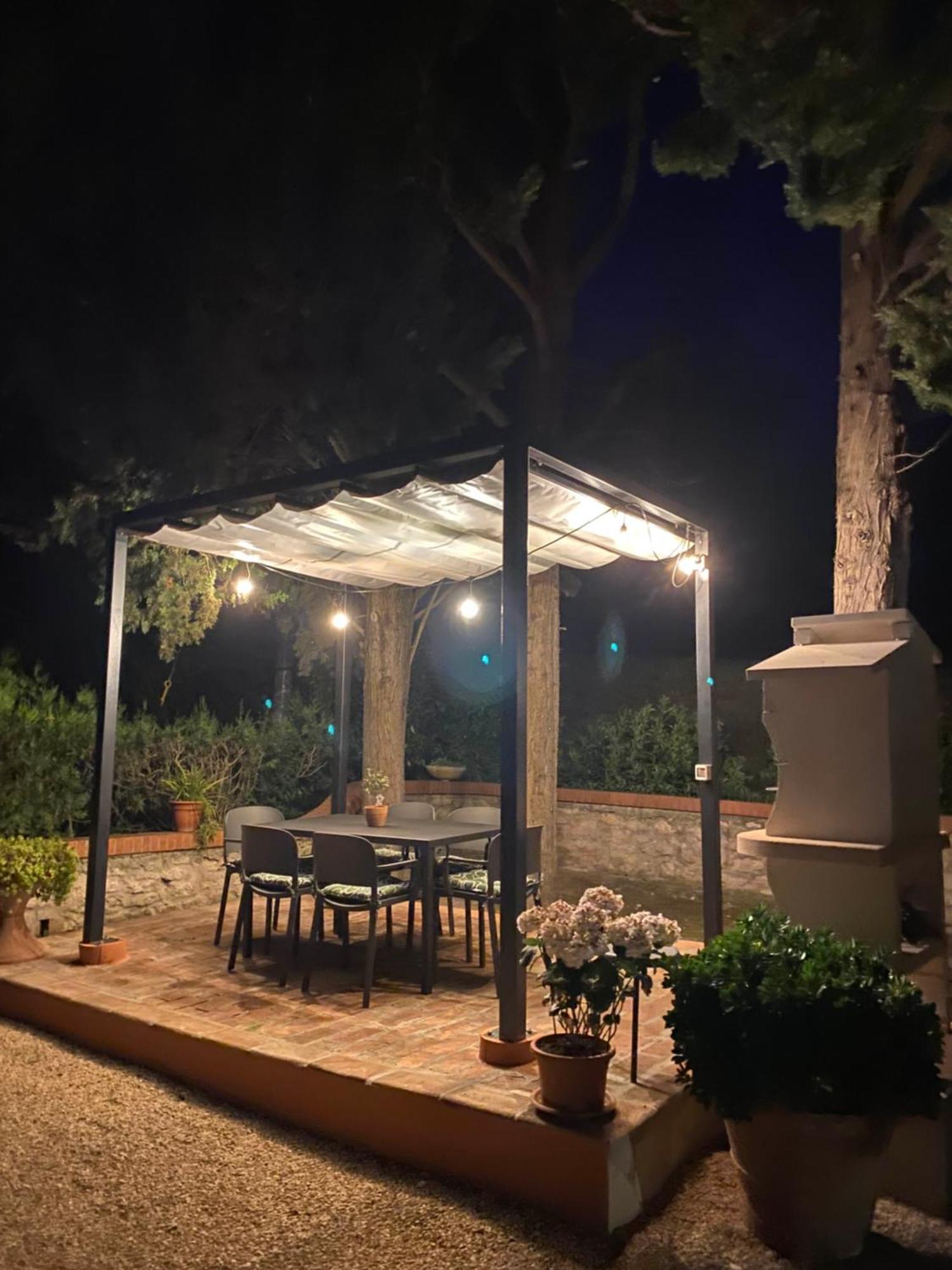 Casa Vacanze Podere San Giusto Volterra Esterno foto